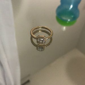 Beautiful gold ring from Pandora perfect gift